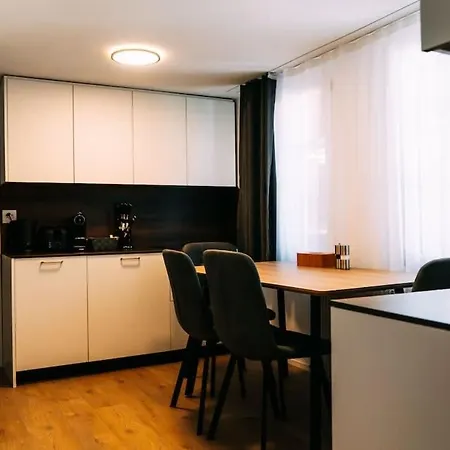 Lakeside Lela Near Interlaken