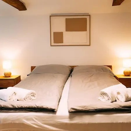 Lakeside Lela Near Interlaken *