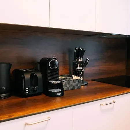 Lakeside Lela Near Interlaken